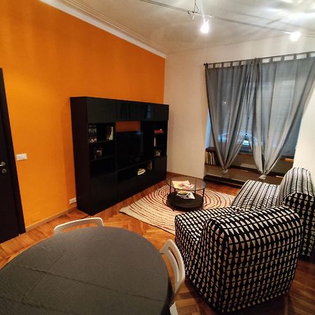 Bell'Appartamento In Cit Turin, Interamente Ristrutturato Exteriér fotografie